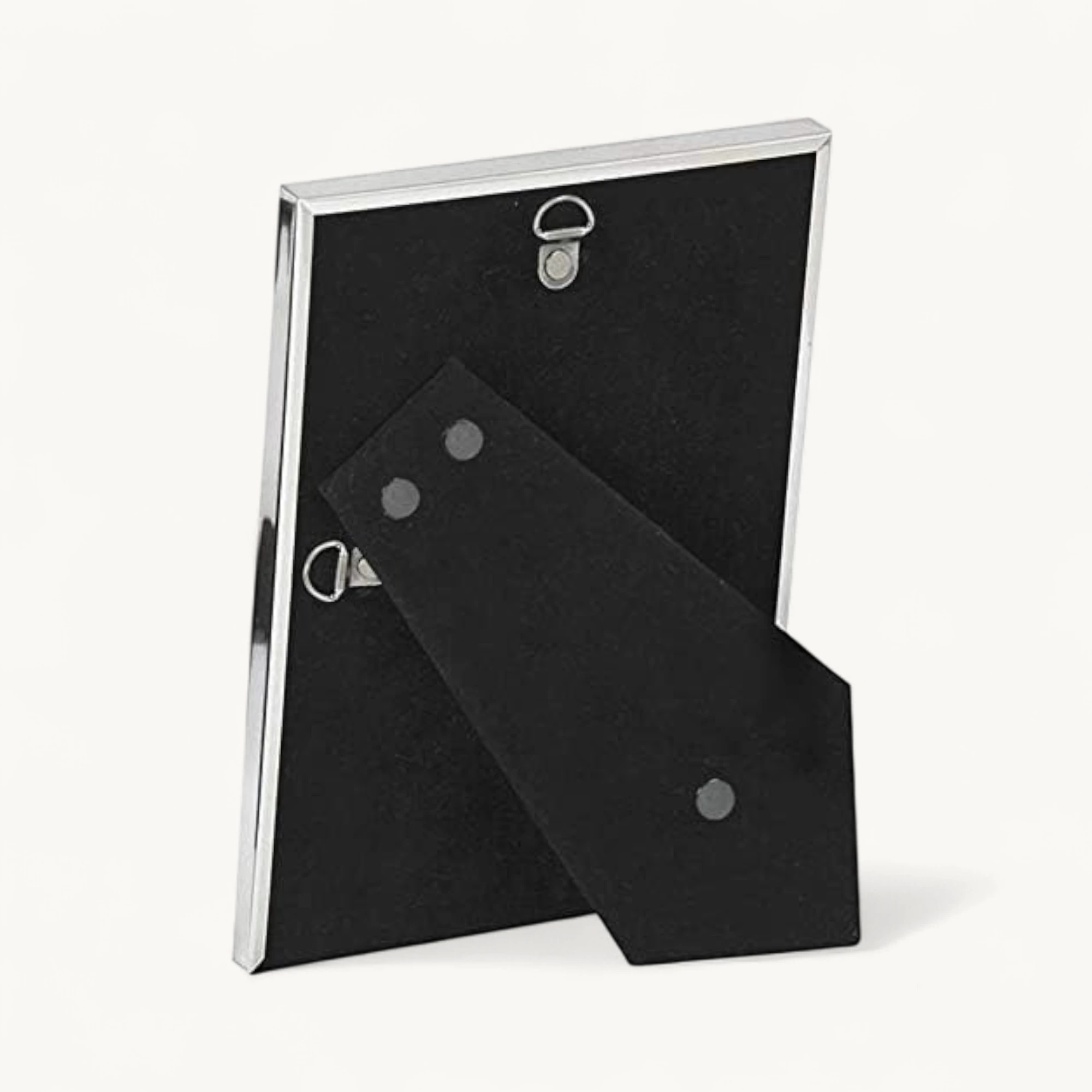 Bilderrahmen Bergamo (10x15 cm), edel versilbert, anlaufgeschützt, 2 Aufhänger Bilderrahmen Bergamo (10x15 cm), edel versilbert, anlaufgeschützt, 2 Aufhänger