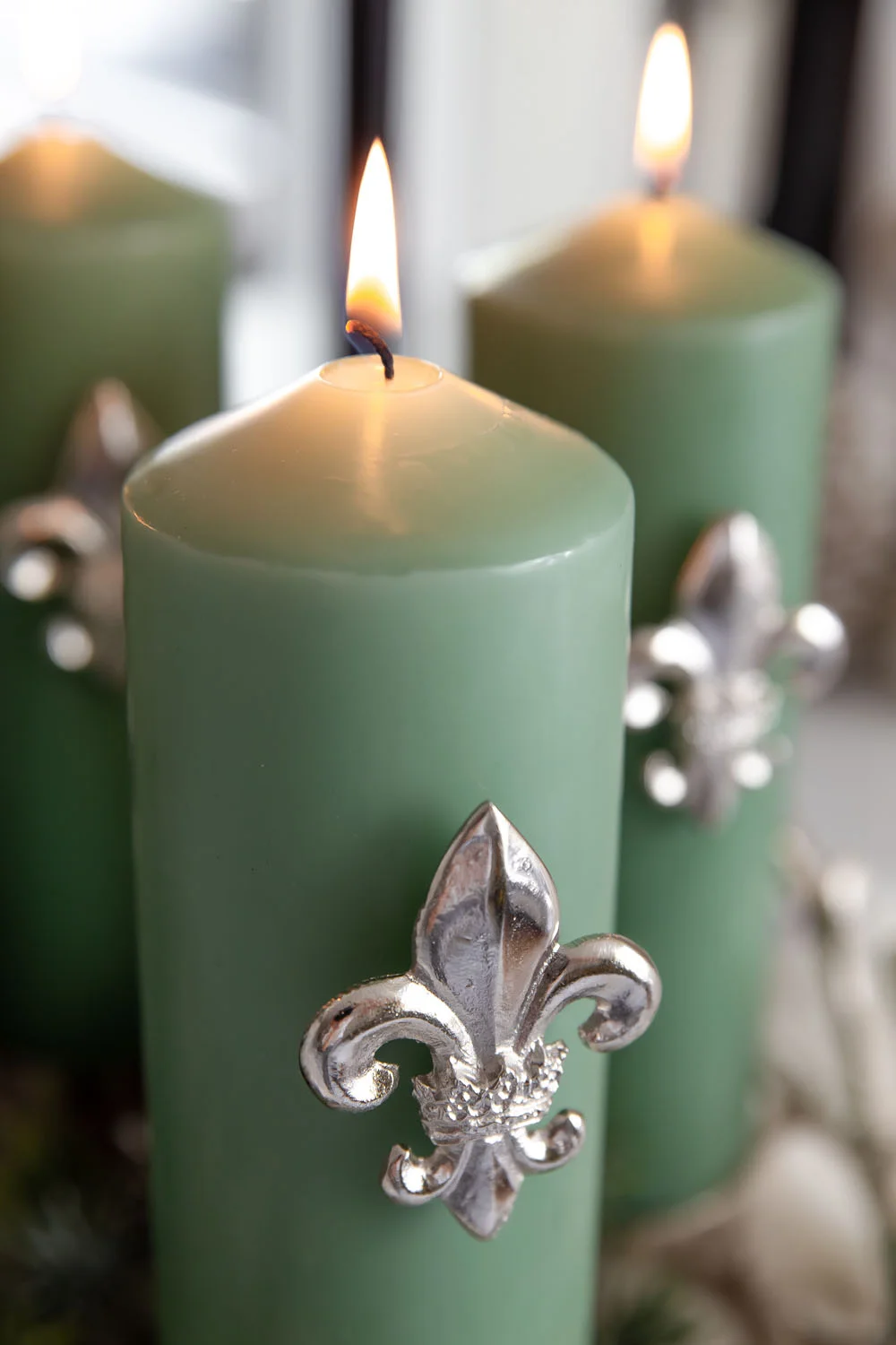 4er-Set Kerzenpin Lilie (Höhe 6,5 cm), silberfarben, Aluminium vernickelt 4er-Set Kerzenpin Lilie (Höhe 6,5 cm), silberfarben, Aluminium vernickelt