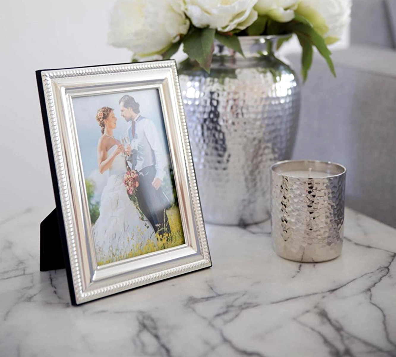 Bilderrahmen Perla (10x15 cm), Perlenrand, edel versilbert, anlaufgeschützt, 2 Aufhänger Bilderrahmen Perla (10x15 cm), Perlenrand, edel versilbert, anlaufgeschützt, 2 Aufhänger