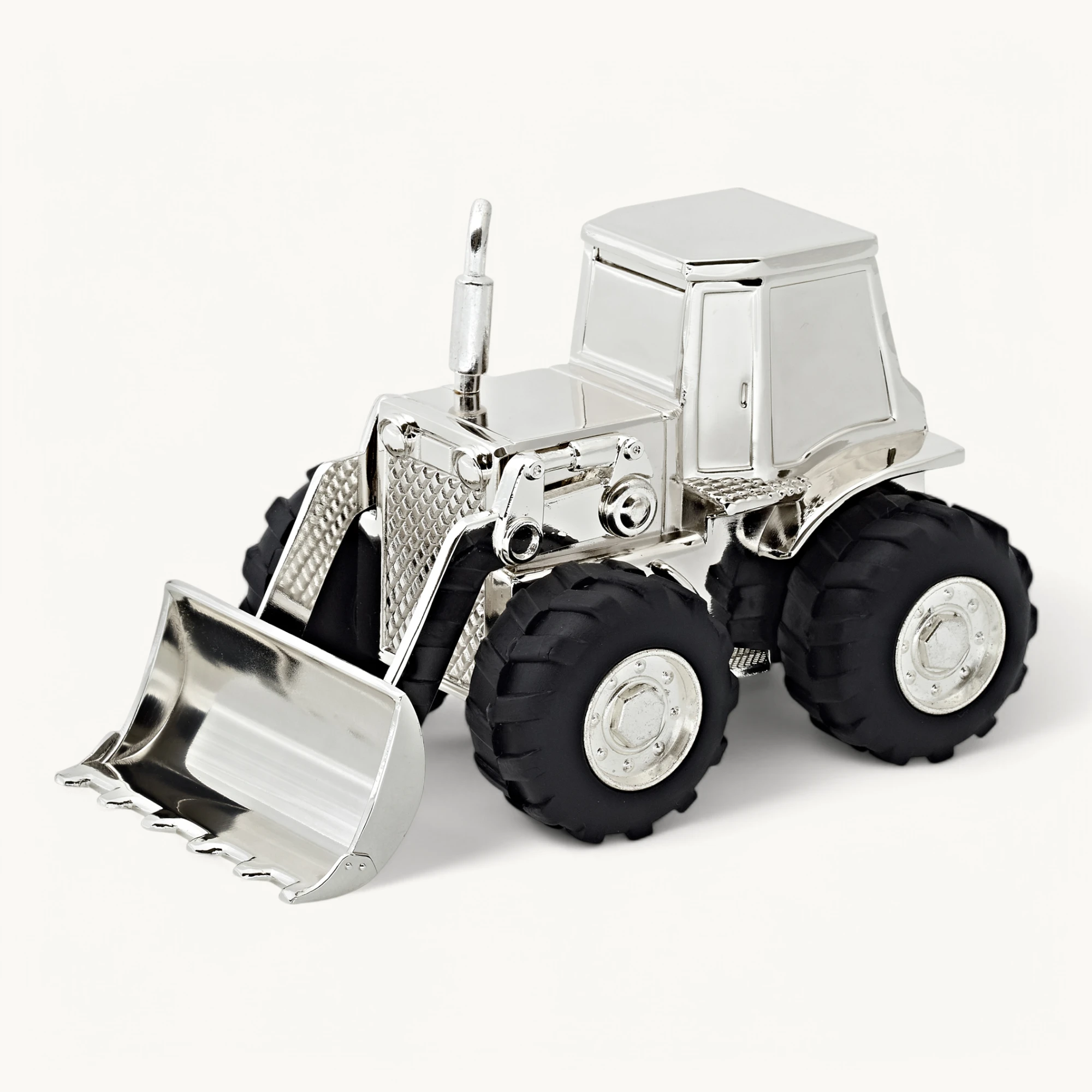 Spardose Sparbüchse Traktor Trecker, edel versilbert, anlaufgeschützt, Höhe 9 cm