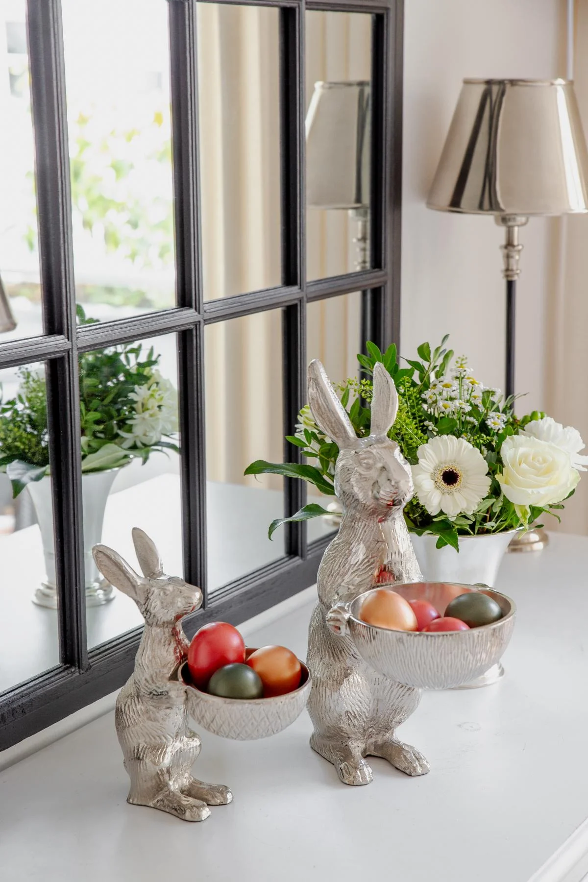 Hase mit Schale Bert (Höhe 32 cm, Ø 12 cm), silberfarben, Aluminium vernickelt Hase mit Schale Bert (Höhe 32 cm, Ø 12 cm), silberfarben, Aluminium vernickelt