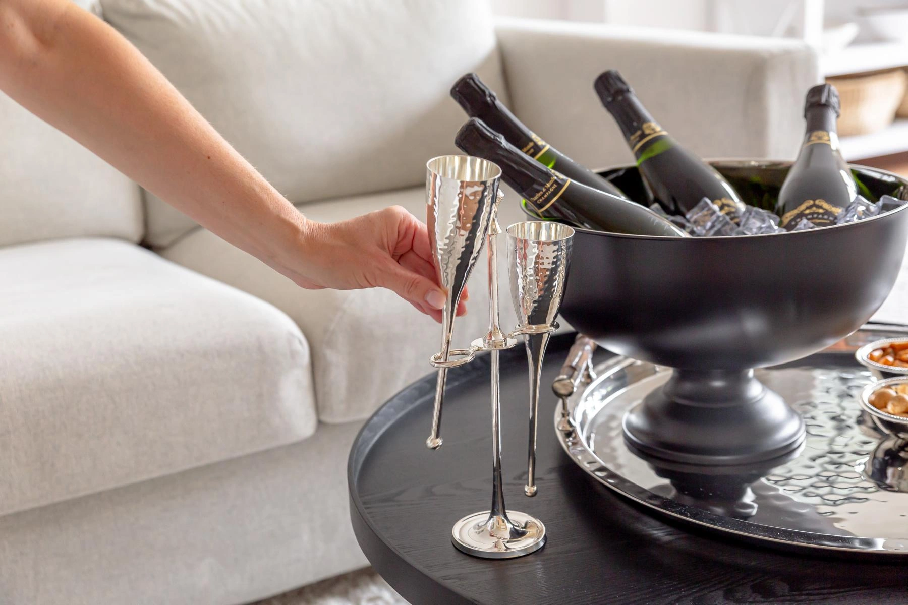 2er-Set Sektkelch Didi (Höhe 23 cm, Füllmenge 200 ml), mit Ständer, gehämmert, edel versilbert 2er-Set Sektkelch Didi (Höhe 23 cm, Füllmenge 200 ml), mit Ständer, gehämmert, edel versilbert