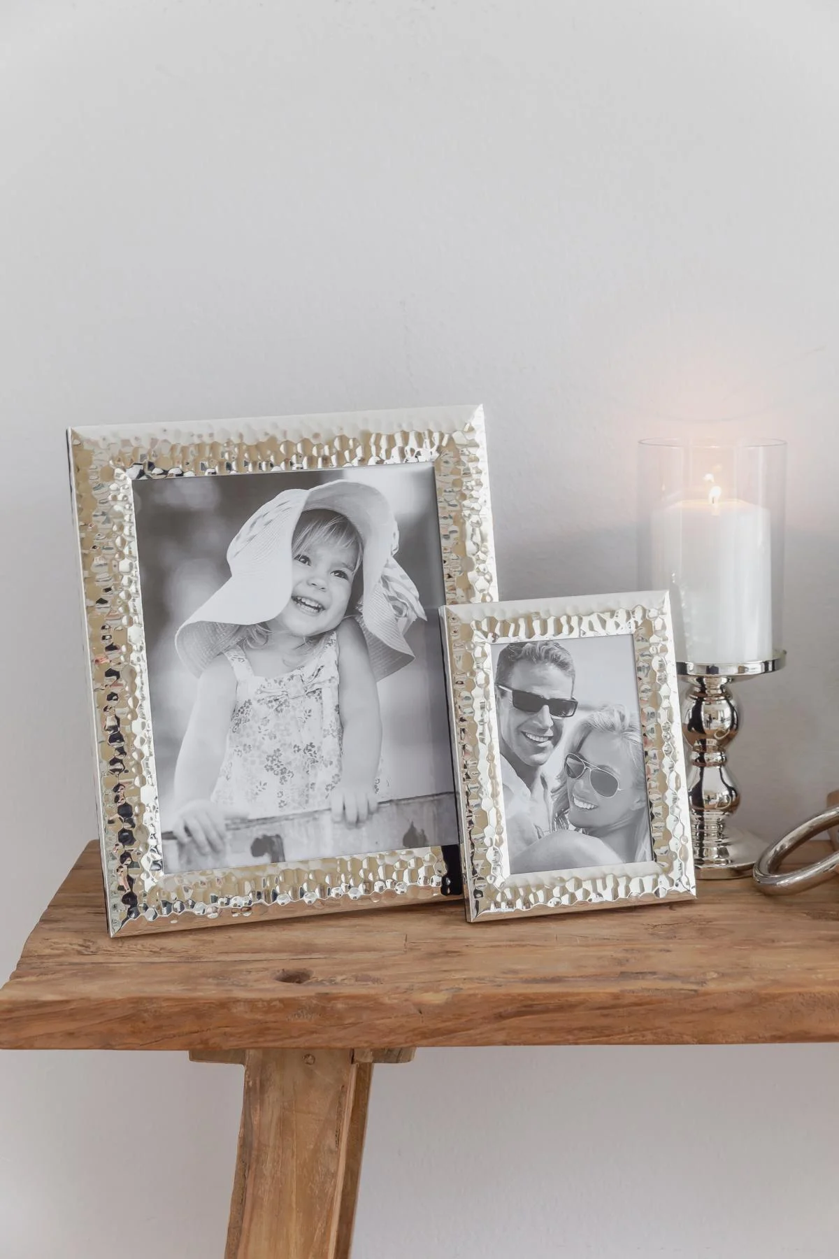 2er-Set Bilderrahmen Gubbio (10x15 cm), gehämmert, edel versilbert, anlaufgeschützt, 2 Aufhänger 2er-Set Bilderrahmen Gubbio (10x15 cm), gehämmert, edel versilbert, anlaufgeschützt, 2 Aufhänger